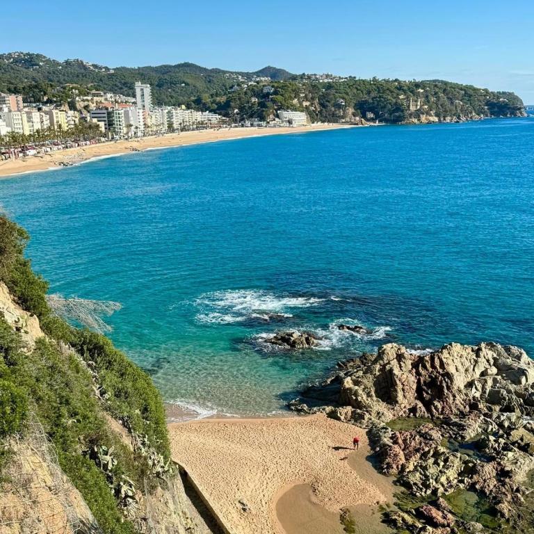 Charming 1-Bedroom Apartment with Pool in Lloret de Mar - Appartamento - 33