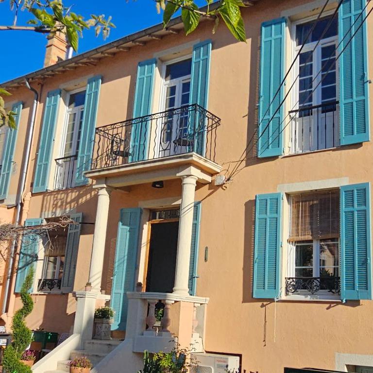 Large 4BR Cannes Villa w Private Garden - Villa - 1