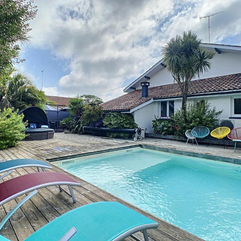 Villa Dedele - Villa avec Piscine Privée - 10