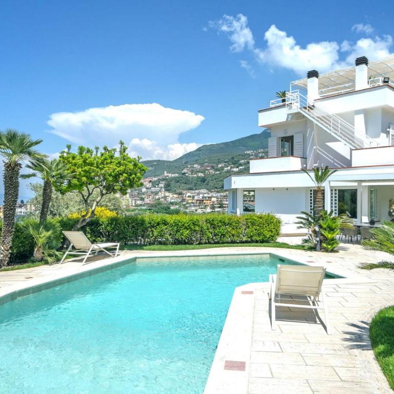 Luca's Home Naples - Sacro e Profano - Villa con Piscina Privata - 6