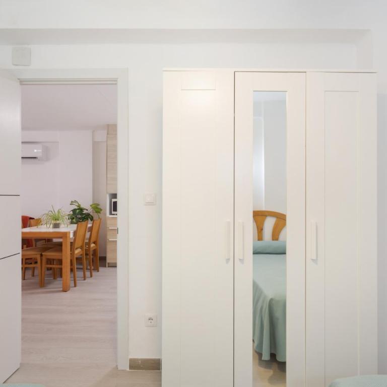 Luz y Playa - Apartamento Superior con vistas a la ciudad - 16