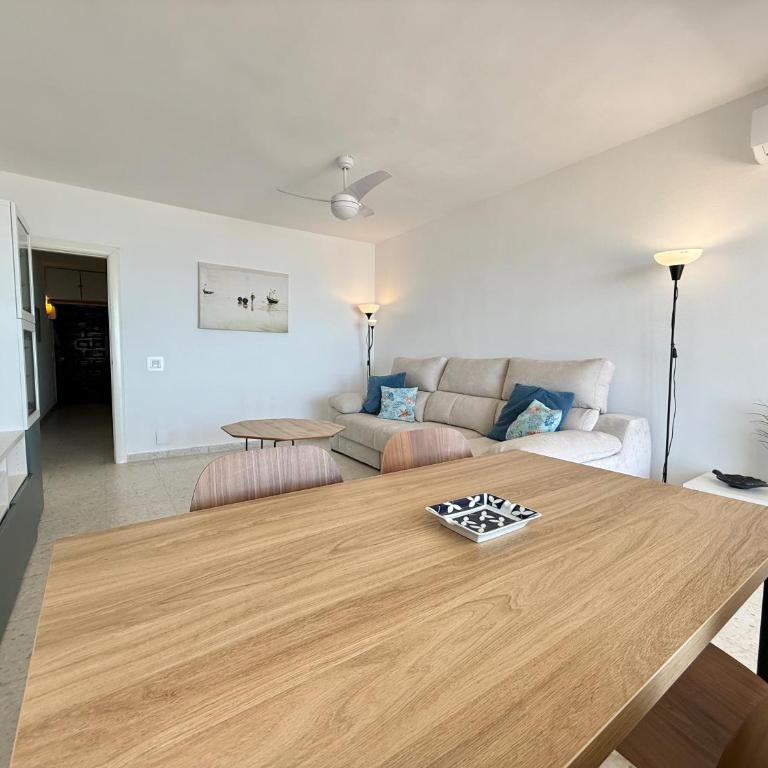Malibu Beachfront Terrace - One-Bedroom Apartment with Sea View and Terrace - 12