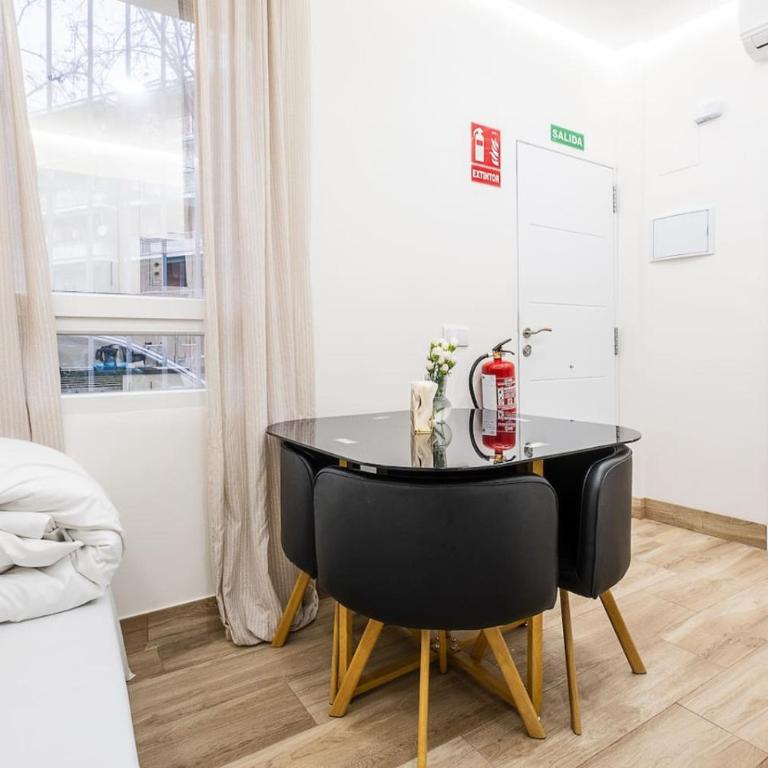 Modern City Apartment Chic Comfortable - Apartamento - 16