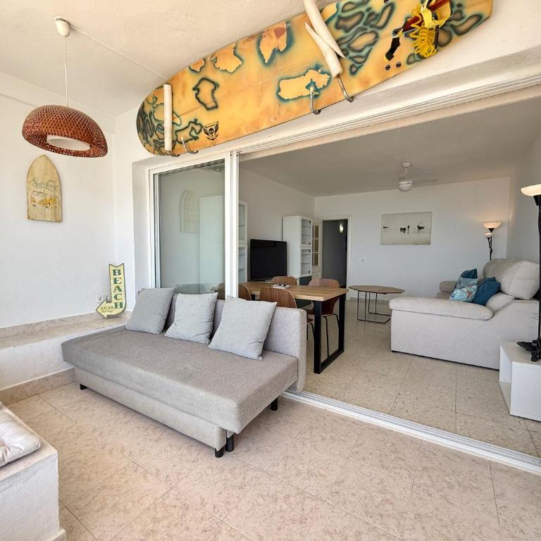 Malibu Beachfront Terrace - One-Bedroom Apartment with Sea View and Terrace - 10