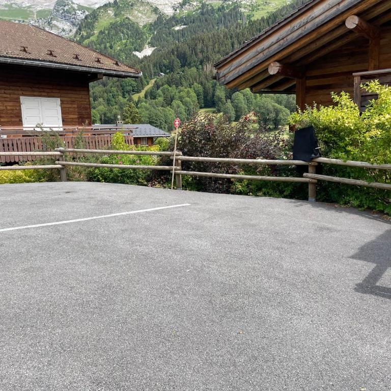 NOUVEAU A LA LOCATION FUSS RDJ Appartement dans chalet, terrasse et jardin, vue montagne - Wifi - Parking - Apartment mit Terrasse - 16