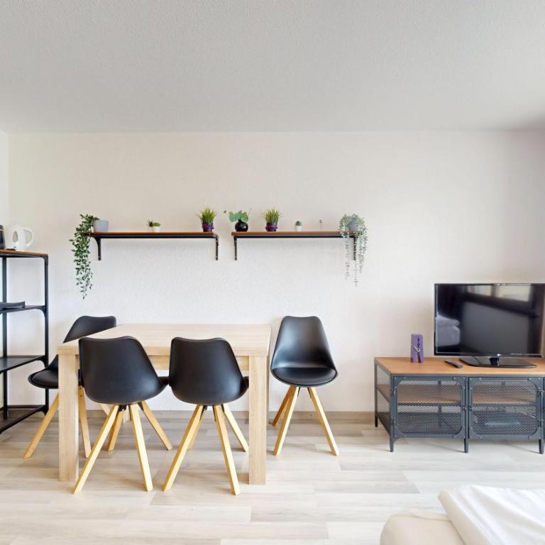 Bright studio in Saillon, a few steps from Les Bains - Studio - 11