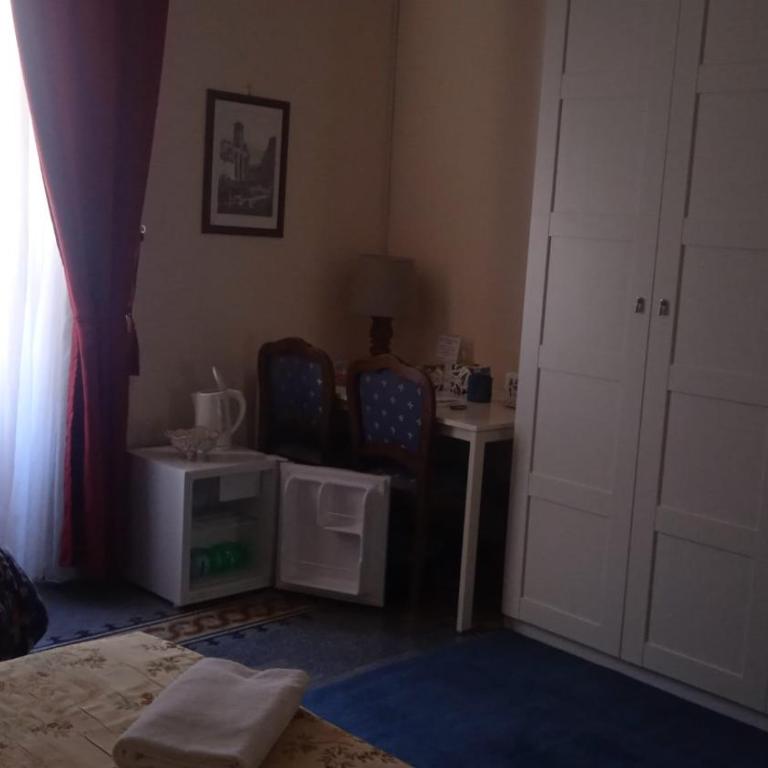 WELL COME - Museo - Camera Quadrupla con Bagno in Comune - 15
