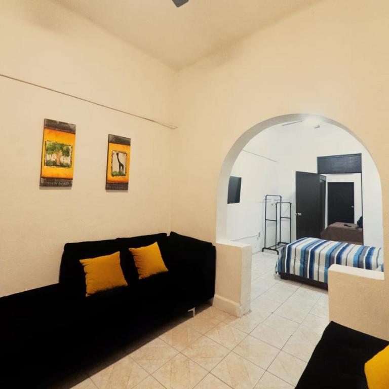 Depa Washington 2 - A pasos del Barrio Antiguo y Paseo Santa Lucía - Apartamento de 2 dormitorios - 3