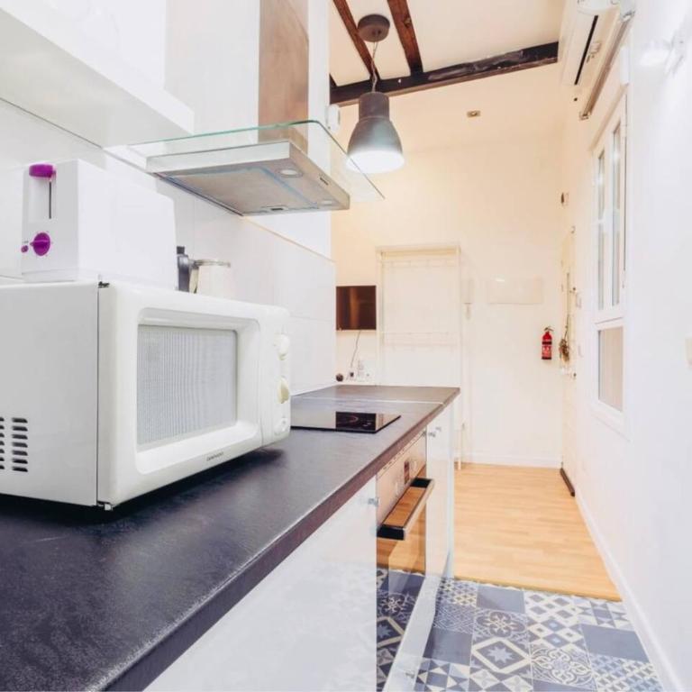 Chic Studio in the Heart of Madrid Modern & Cozy - Apartamento - 14