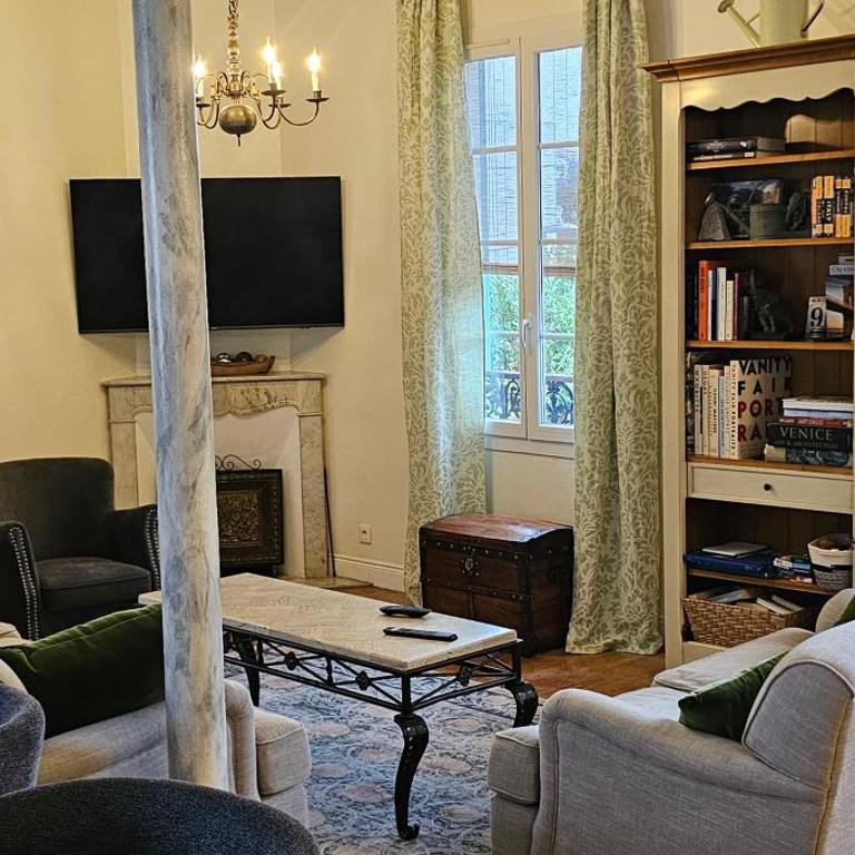 Large 4BR Cannes Villa w Private Garden - Villa - 11