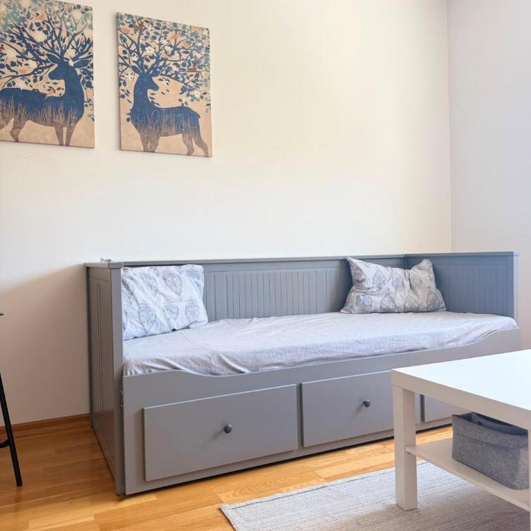 Pretty Apartment Budva for Single Stay - Apartment mit 1 Schlafzimmer - 1