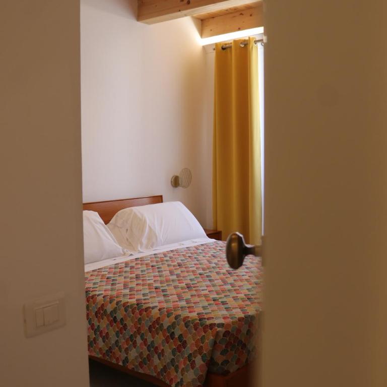 De LoCa Rooms - Camera King Standard - 15