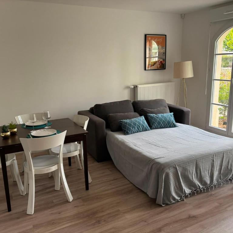 Le petit nid, T2 neuf 4 voyageurs terrasse parking Disneyland Paris - Apartment mit 1 Schlafzimmer und Gartenblick - 4