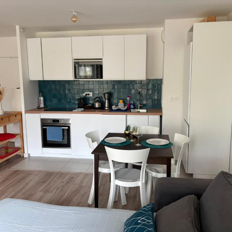 Le petit nid, T2 neuf 4 voyageurs terrasse parking Disneyland Paris - Apartment mit 1 Schlafzimmer und Gartenblick - 5