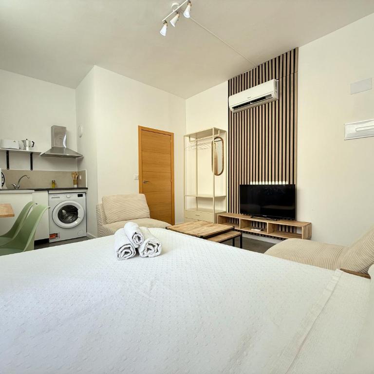 Nova Suites - Los Boliches & Beach - Studio - 3