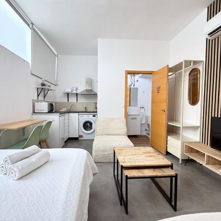 Nova Suites - Los Boliches & Beach - Studio - 8