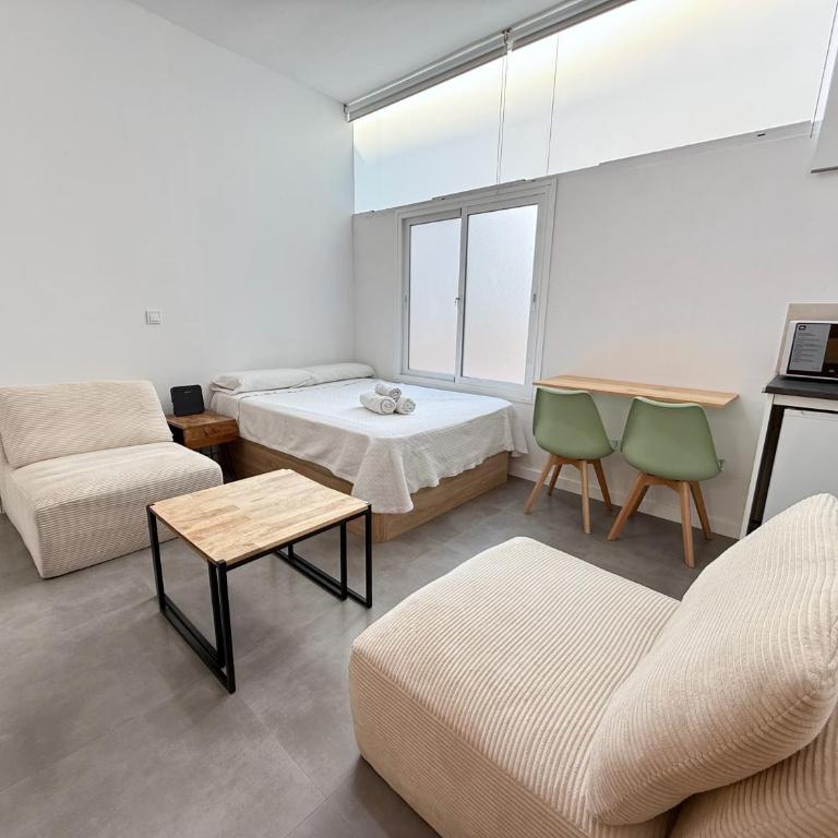 Nova Suites - Los Boliches & Beach - Studio - 9