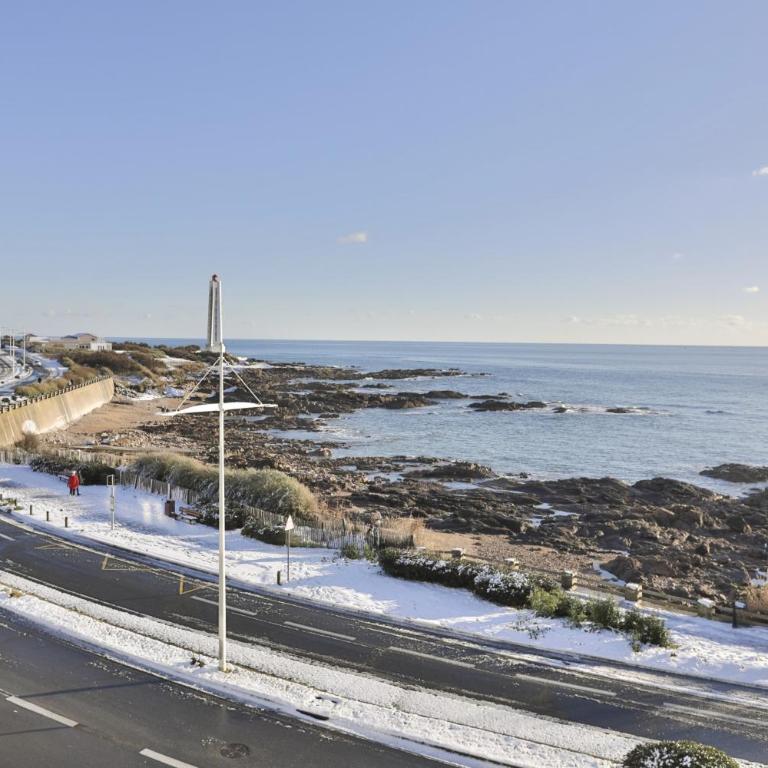Escale Bleue - Studio with Sea View - 11