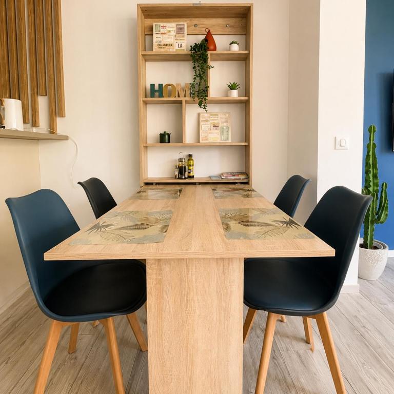 Apt Golfe Juan - 5min des plages - Parking privée - Piscine Rooftop - Appartement 1 Chambre - 19