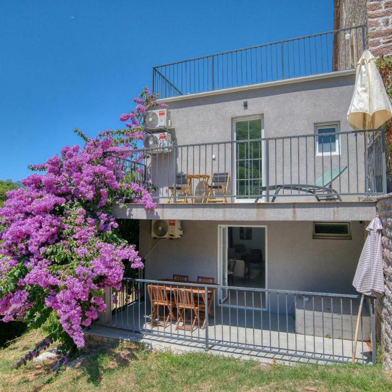 Calm apartment in Lepetane - Apartman sa 2 Spavaće Sobe - 33