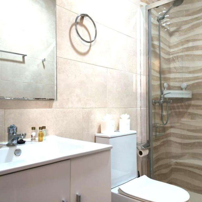 BAJ - Renovated Apartments on Bajondillo Seafront - Quiet Pedestrian Street, AC - Studio - 3