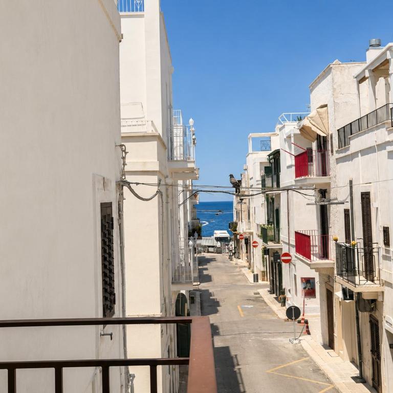 MIRA - casa di mare - Double Room with Balcony and Sea View - 9