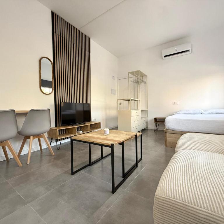 Nova Suites - Los Boliches & Beach - Standard Studio - 7