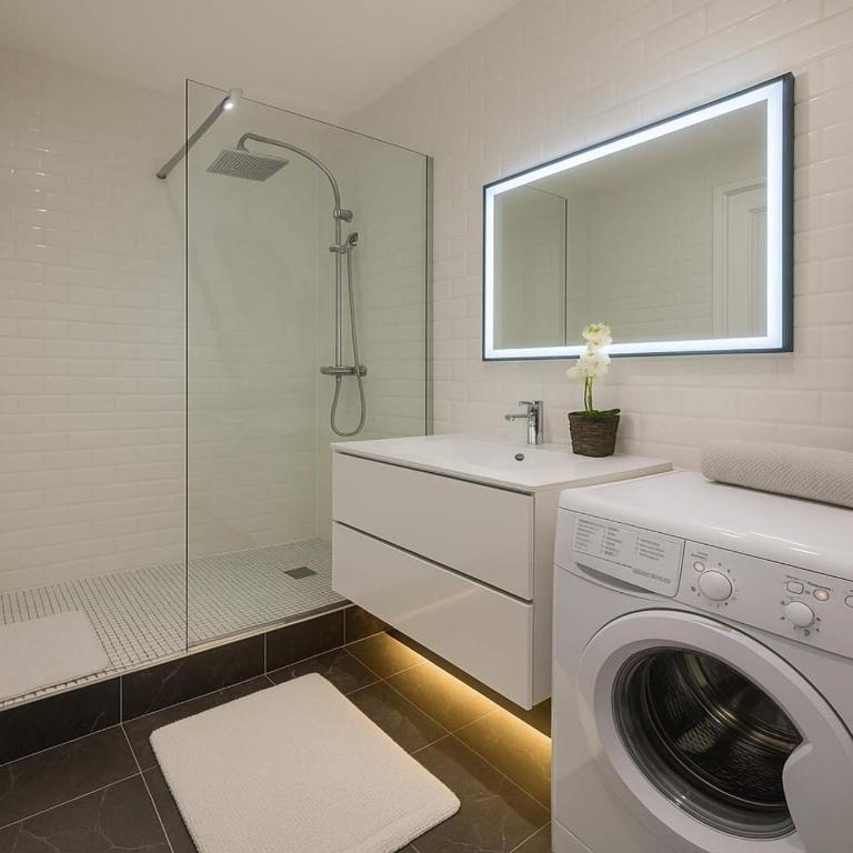 Spacious & chic flat with elevator access - Paris - Appartement - 9