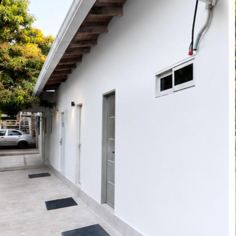 Habitaciónes Entradas Privadas independientes tipo APTO - Habitación Doble con baño - 2 camas - 4