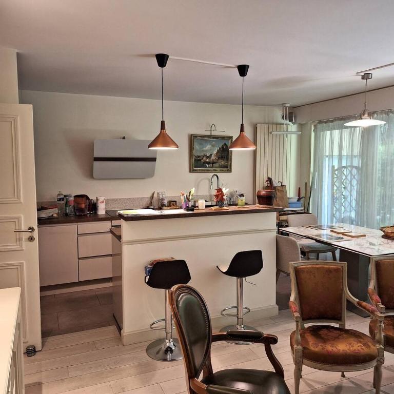 Salle - KP - Appartement avec jardin - Paris 6ème - Appartement - 10