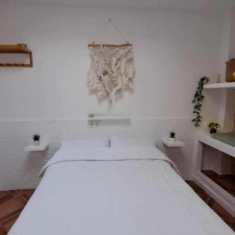Cozy Apartment in Torrevieja, Within Walking Distance of the Seafront and Amenities - Apartment mit 2 Schlafzimmern - 11