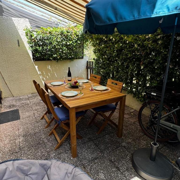 Pavillon lumineux avec terrasse à 500m de la plage, parking sécurisé, 6 couchages - FR-1-732-52 - Maison de Vacances - 13