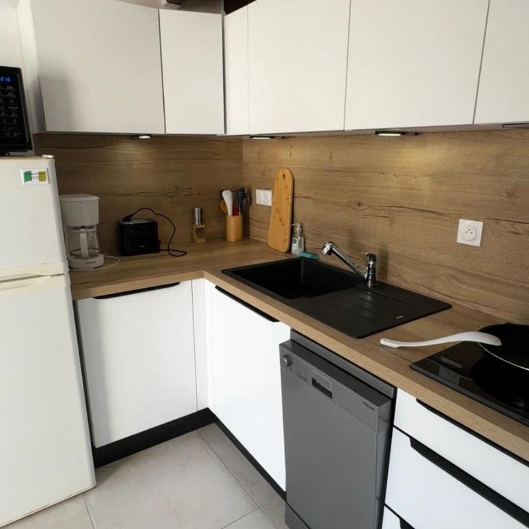 Maison plain-pied à Argelès-sur-Mer avec garage, proche transports et commerces - FR-1-732-87 - Maison de Vacances - 22