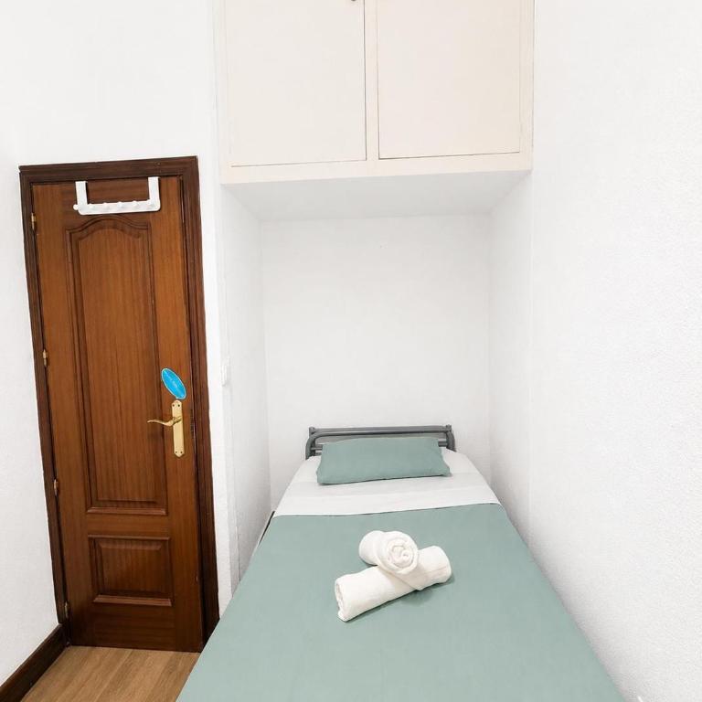 Amplio apartamento en Malasaña con aire acondicionado - Apartamento de 3 dormitorios - 8