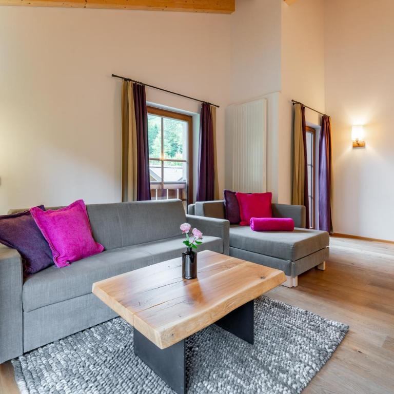 Hotel Stadt Wien - Deluxe Suite mit 1 Schlafzimmer und Balkon - 5