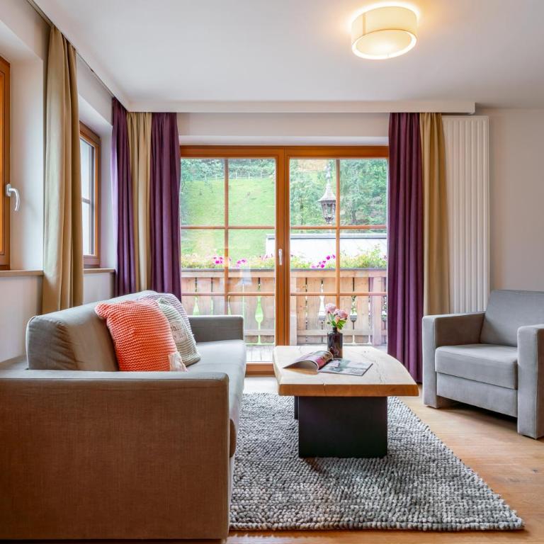 Hotel Stadt Wien - Suite mit 2 Schlafzimmern und Balkon - 3