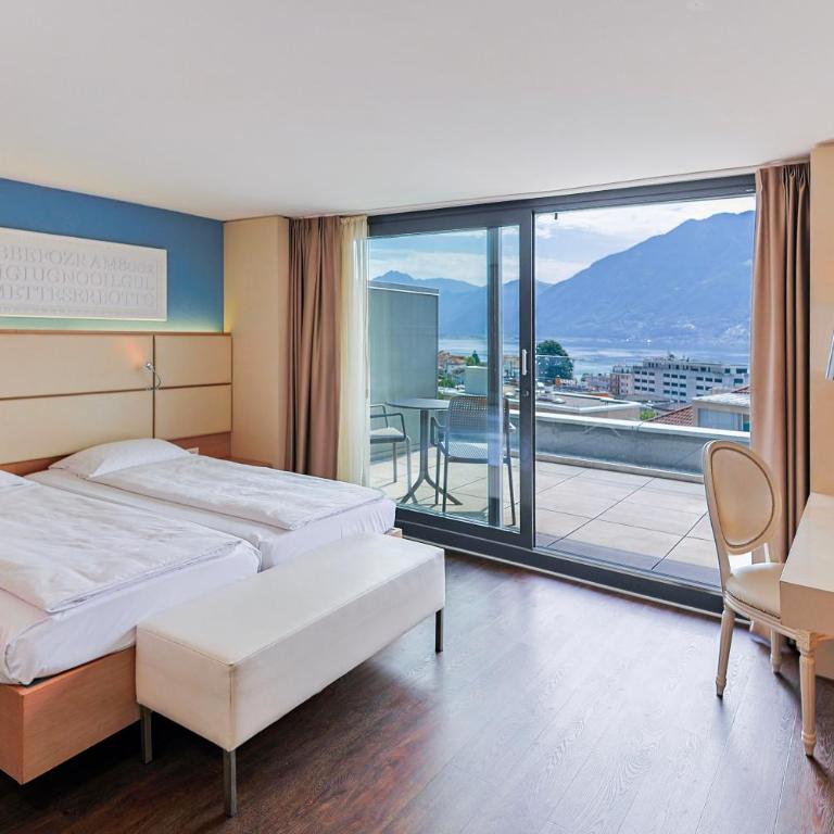 Hotel Muralto Locarno - Camera Matrimoniale Panorama con Vista Lago e Balcone - 5