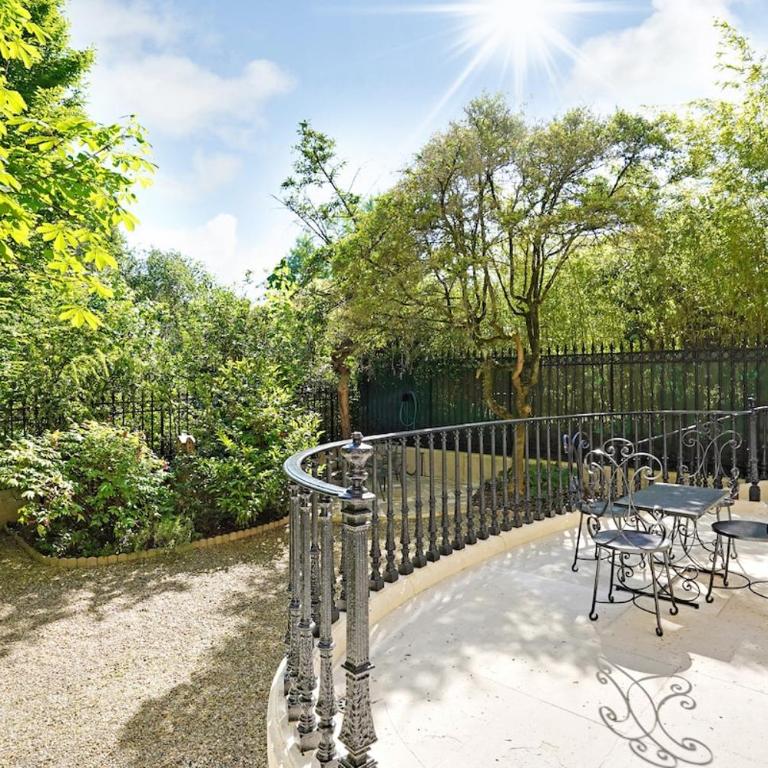 Private Jewel in Parc Monceau - Apartment mit 2 Schlafzimmern - 2
