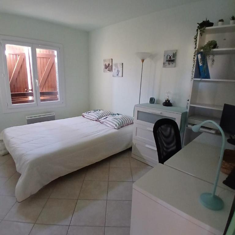 Bergerie Escape - 4pers - Piscine - Clim - Parking - proche village naturiste - Histoire de clés - Appartement 2 Chambres - 13