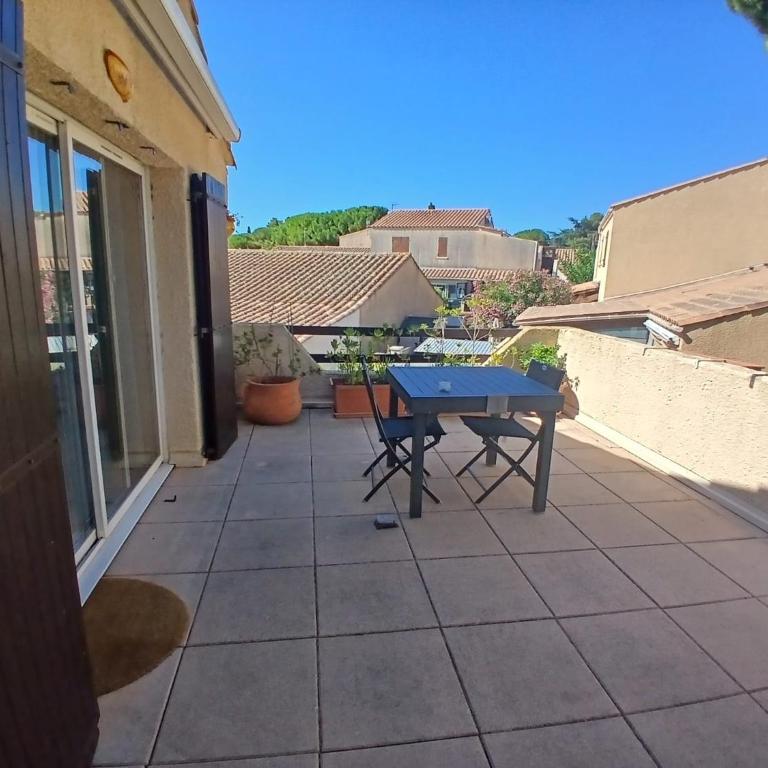 Bergerie Escape - 4pers - Piscine - Clim - Parking - proche village naturiste - Histoire de clés - Appartement 2 Chambres - 17