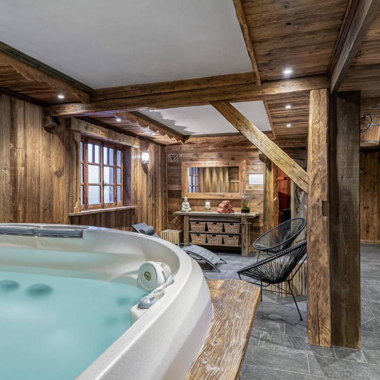 Magnifique chalet de luxe à Courchevel Le Praz - FR-1-568-35 - Chalet - 9