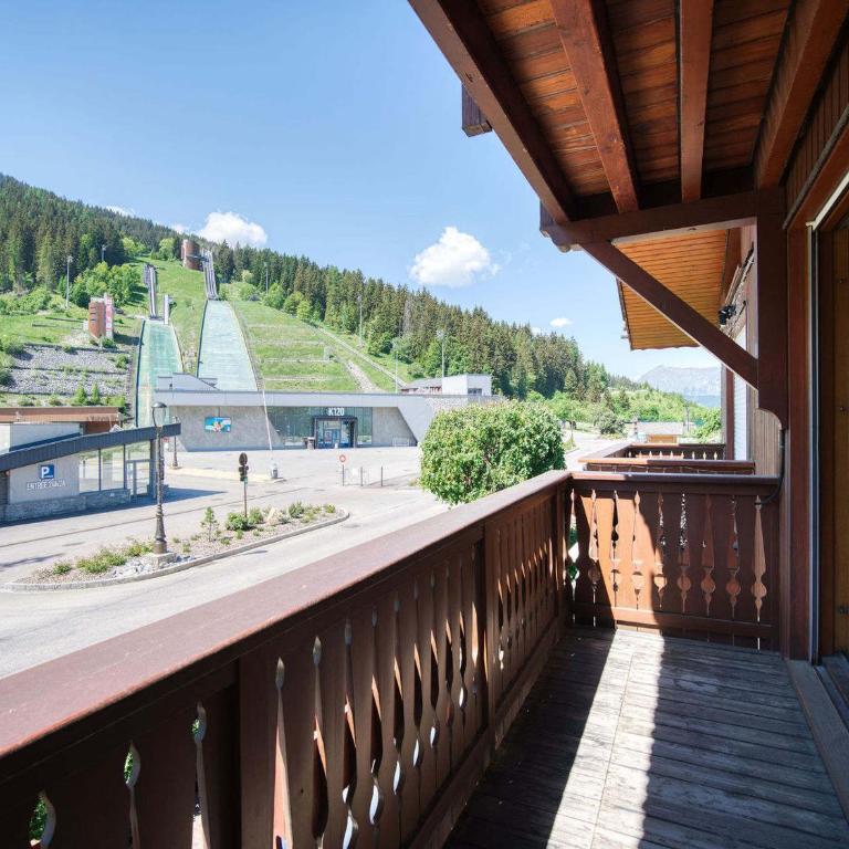 Appartement charmant au pied des pistes de Courchevel, parking inclus - FR-1-568-49 - Appartement - 10