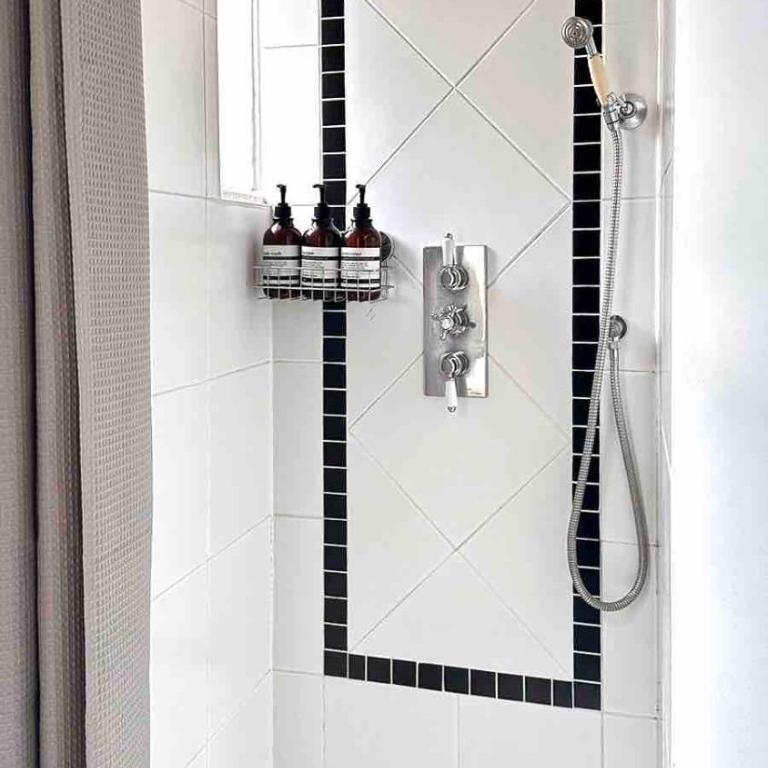 Luxurious Haussmannian Apt - Two-Bedroom Apartment - 3