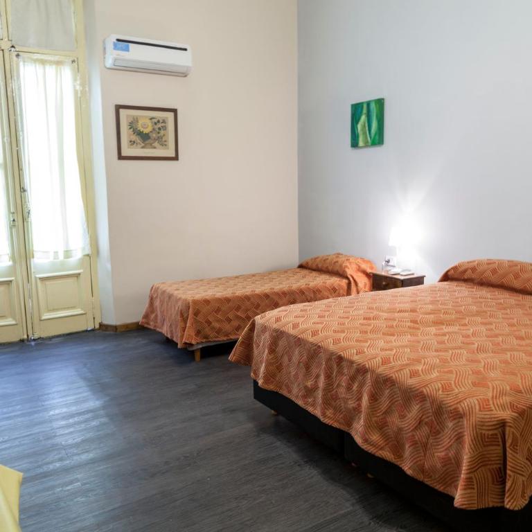 Hotel Reina - Habitación Triple Estándar - 4