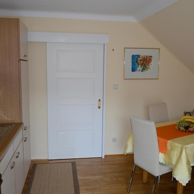 Haus Thon - Apartment mit 1 Schlafzimmer und Balkon - 2