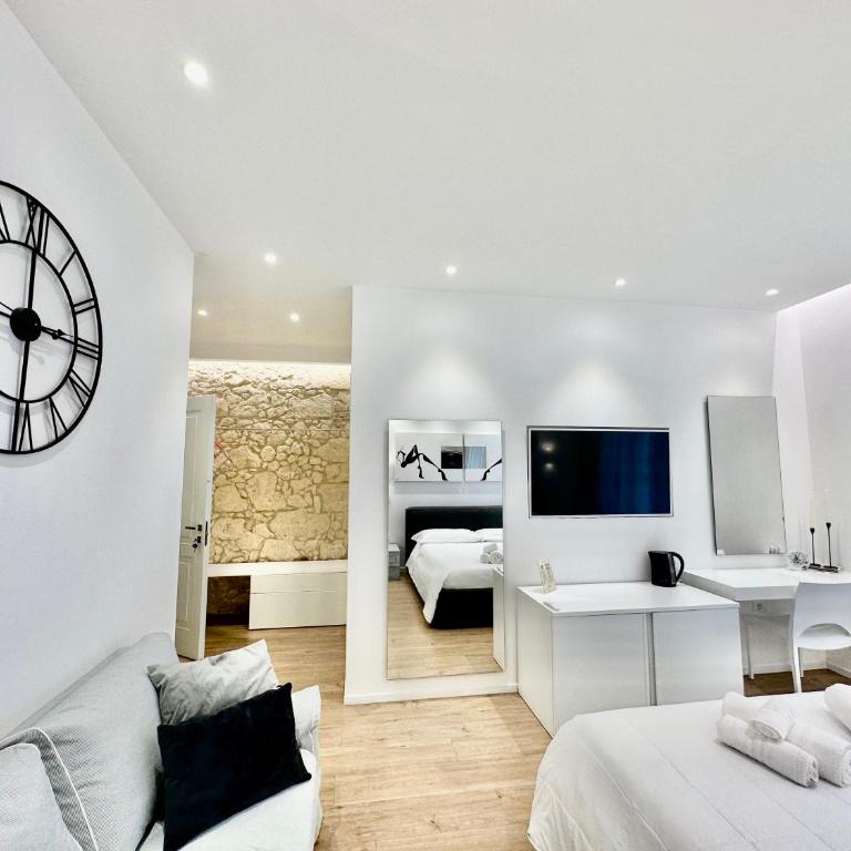 CeO LUXURY SUITE DI CAGLIARI - King Room with Garden View - 10