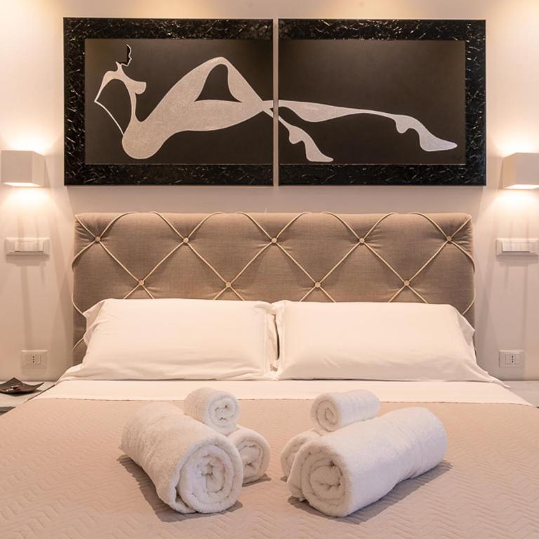 CeO LUXURY SUITE DI CAGLIARI - King Room with Balcony - 9