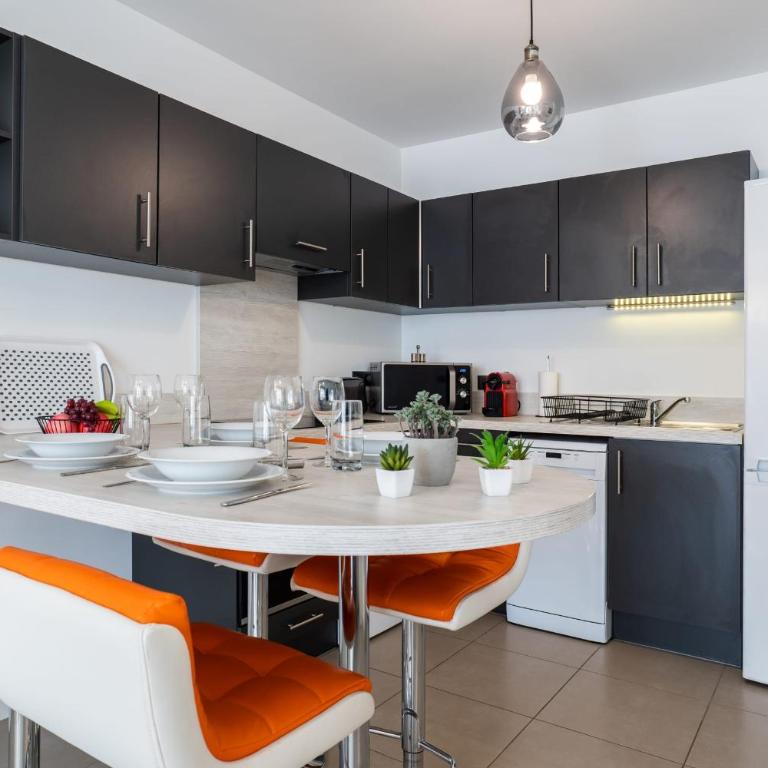 1-Br apartment swimming pool 100m from the beaches - Apartment - 3