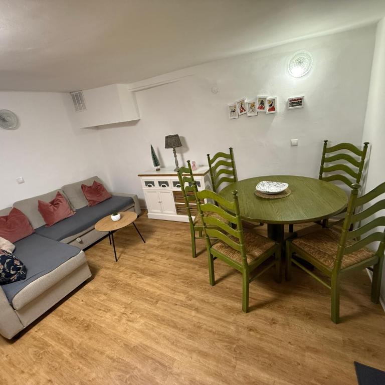 Innsbruck Historical City Appartement Goldenes Dachl - Apartment - 6