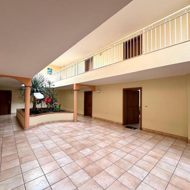 Roqgb - Appartement 2 Chambres avec Terrasse - 14